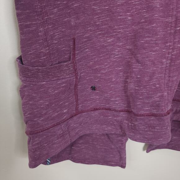 Lululemon Find Your Centre Wrap in Berry Size 8 - Picture 9 of 12